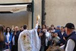 PICTURES/Prague, Czech Republic/t_Easter Basket Blessing2.JPG